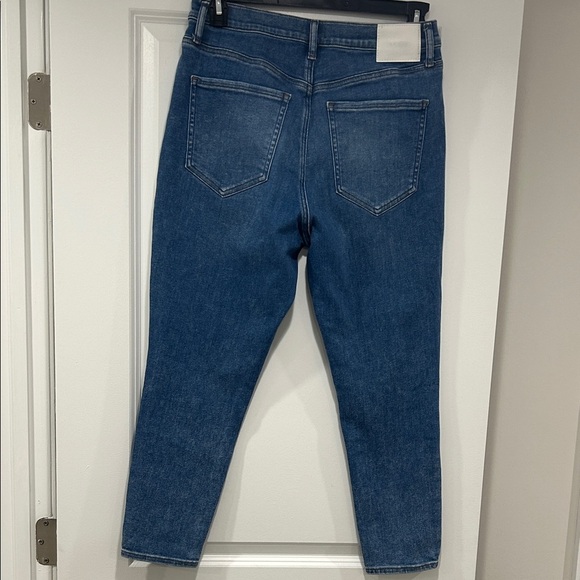 Express Cropped Skinny High Rise Hyper Stretch Distressed Ankle Jeans - Picture 5 of 6